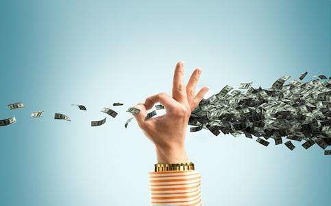 金价冲高回落但守住3200大关，分析师：回调或只是短暂现象
